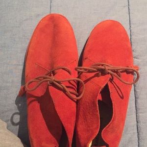 Fall orange(ish) sz 12 hushpuppies booties.NVR WRN